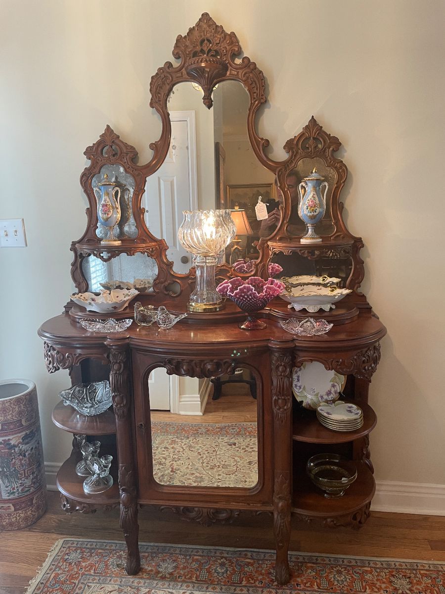 Stunning Rosewood Rococo Etergre’