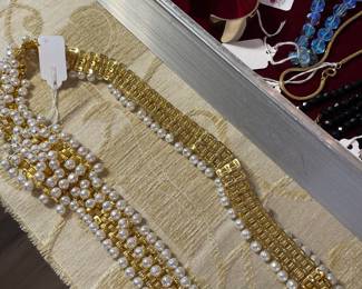 Christian Dior pearl bead belt