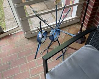 Roadrunner sculpture