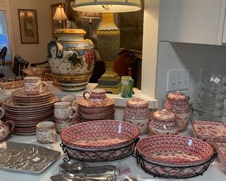 Set of Temptations “ Old World” dinnerware