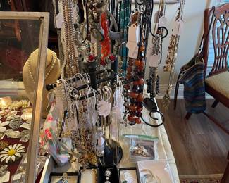 Costume necklaces and bracelets