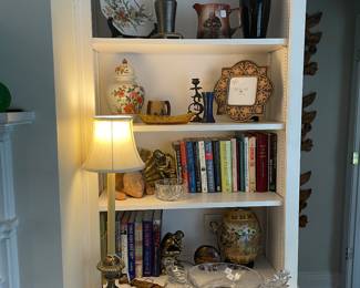 Built in on the right of the mantle