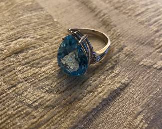 20 carat blue topaz and sterling ring
No jewelry kept kept on premises till the day of the sale