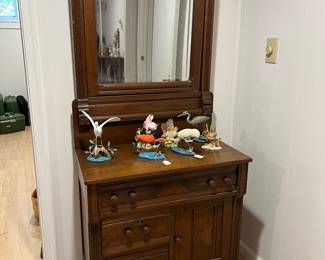 Small Cabinet w/Mirror
