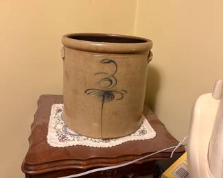 Bee Crock