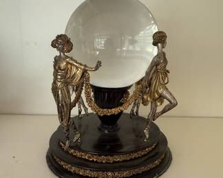 Erte globe