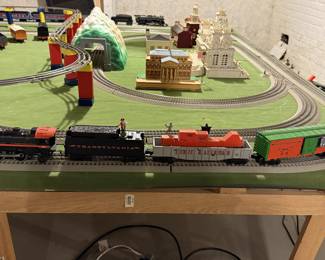 Lionel electric Thomas the Tank trains