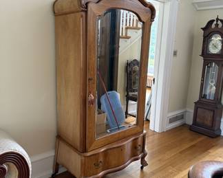 Antique armoire w/mirror door