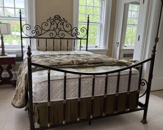 Metal queen bed