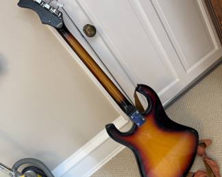 Electric guitar