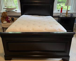 Shaker style double bed