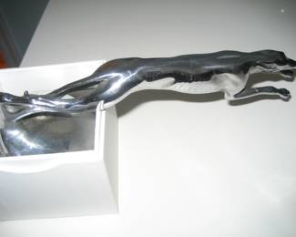 Jaguar hood ornament