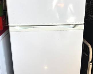 Good working refrigerator/freezer