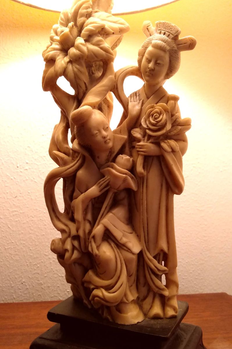 Oriental / Asian Table Lamp