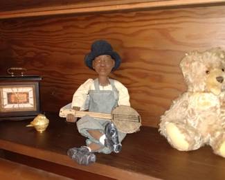 Small desk clock Blues Boy Guitar Antique Teddy Bear