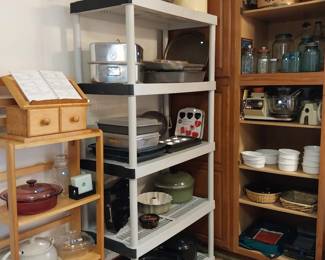 Tupperware, cook ware, bake ware, Pyrex