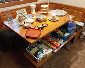kitchen table with corner bench, Pyrex