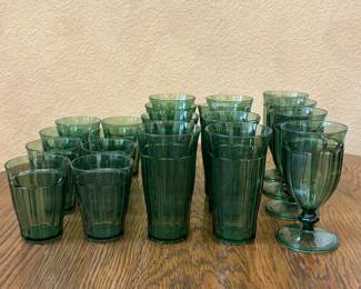 Lot #29 - Vintage Green Plastic Drinkware Set