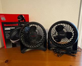 Lot #195 - Honeywell TurboForce Power Fan - Set of 2