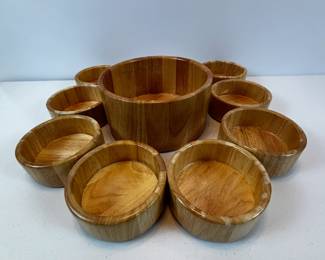 Lot #39 - Pfaltzgraff Acents Wooden Bowl Set