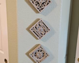 Lot #159 - Vintage Decorative Wall Art and Lamp Set