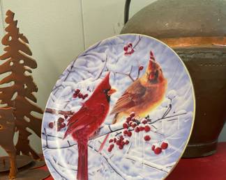 Scarlet in Winter by Bob Travers A limited edition from the collection entitled Cardinals for all Seasons Danbury Mint Plate No. D5998