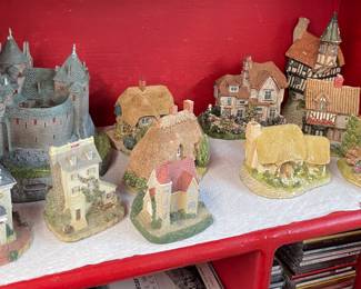 Minni Houses
