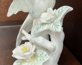Porcelain Bird Decor'