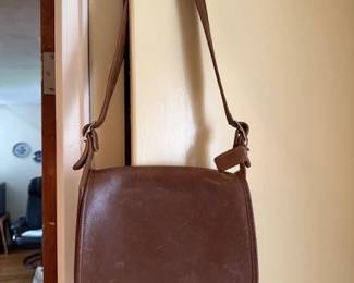 Genuine COACH pouch bag. Register no. 442-4544.
