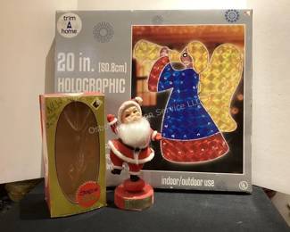 Vintage musical santa