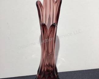 Amethyst swing vase