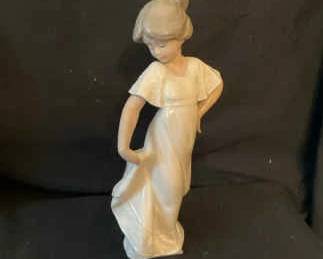 NAO Figurine