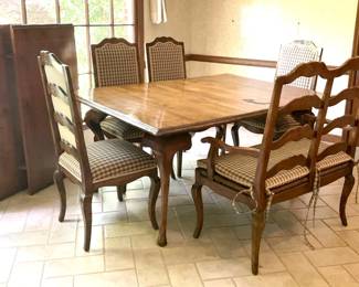 10 Person Dinning Table