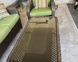 Coffee table with glass top to set