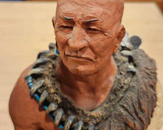 $15 Monfort sculpture 