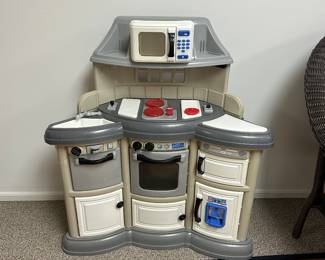 Child’s Playsets & Accessories - Fisher Price Kitchen, Fisher Price doll House