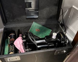 Featherweight Sewing Machine in Carrying Case
