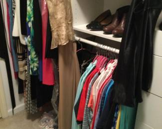 Large to XL Ladies Clothing