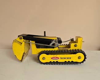 Vintage Tonka Trencher