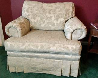 Skirted Wide Seat Arm Chair