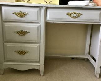 White Wood Desk