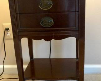Vintage 2 Drawer Side Table w/Lower Shelf