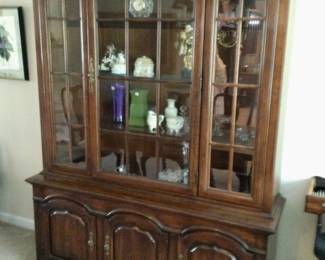 China Cabinet Swark Furniture