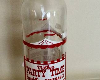 Milky the Clown Twin Pines Sparkling Beverage Bottle