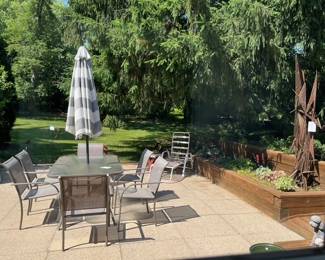 Patio Table, 6 Chairs, Umbrella & Stand