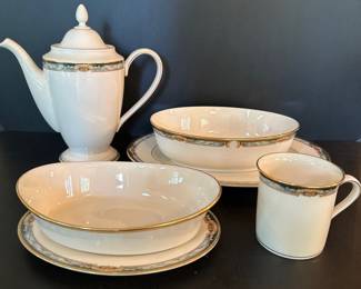 Lenox Crestwood Pattern serving pieces