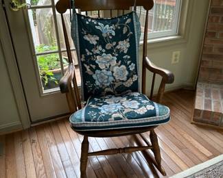 Vintage rocking chair