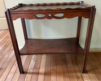 Scallop edge wood side table