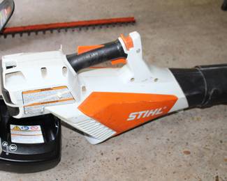 battery blower