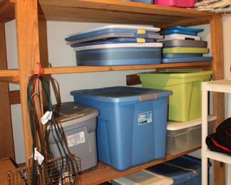 storage tubs